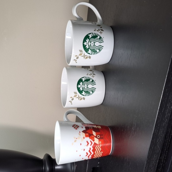 Starbucks Christmas Holiday Mugs set of 3 from 2013 - Picture 1 of 12